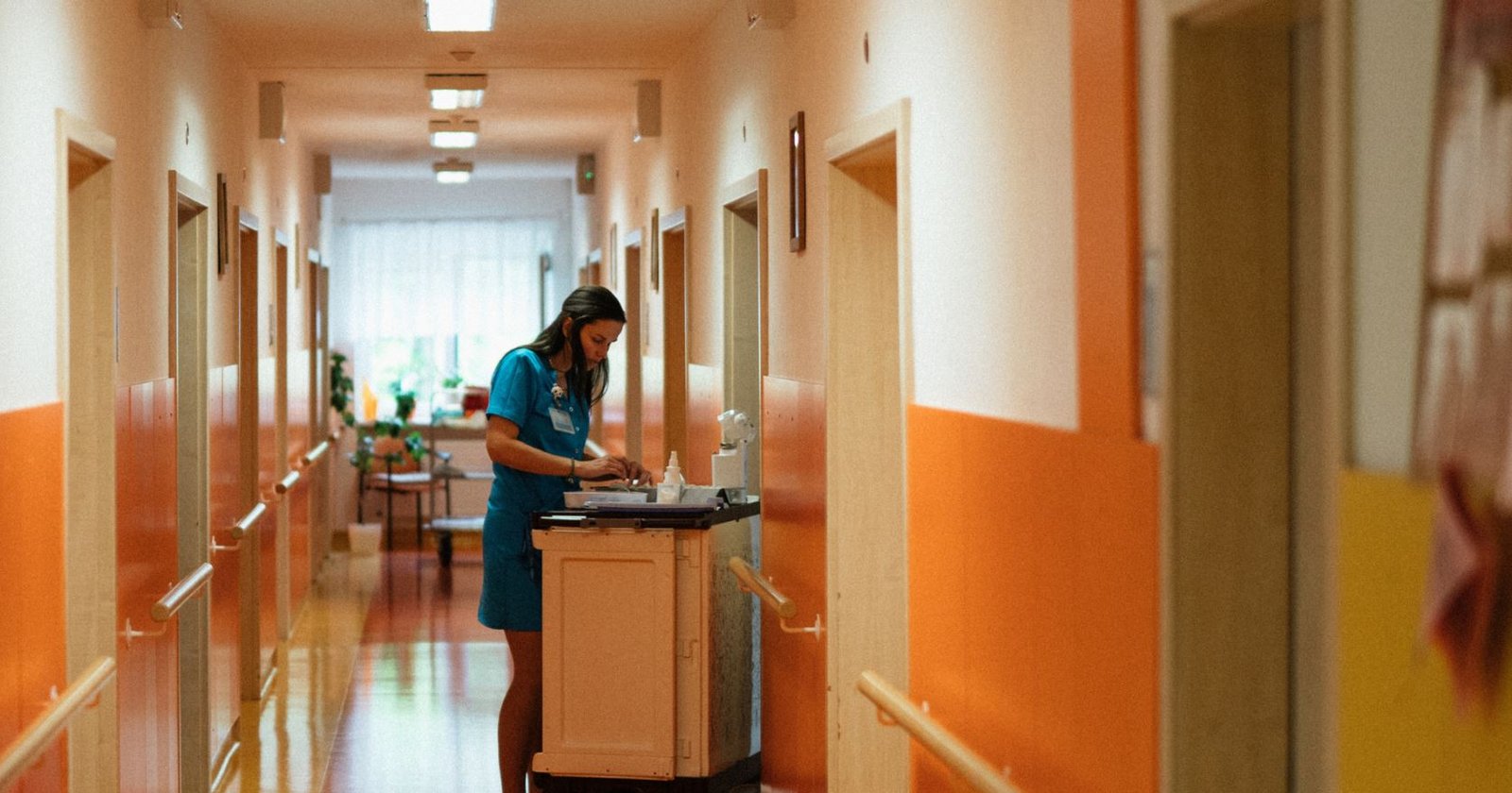 Canada “Ending Open Work Permits by 2026”? What’s Actually Confirmed and How Workers Should Prepare
